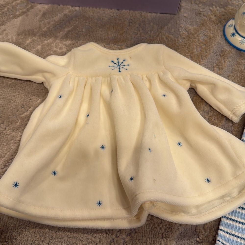 BITTY BABY/AMER GIRL TAGGED WINTER WONDERLAND SET IN BOX W/SNOW GLOBE, MORE BHS4 - Picture 2 of 7